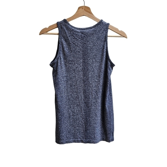 Prince Seamless Tennis Tank with Arrow Stripe Detail, Size Small - Picture 2 of 7